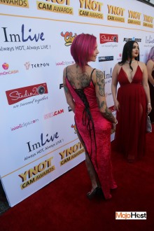 ynotcams2018_redcarpet038